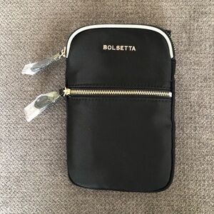 Bolsetta magnetic snap on hip pouch bag
